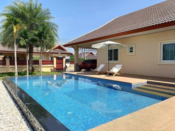 For Sale: Spacious Single House with Large Land