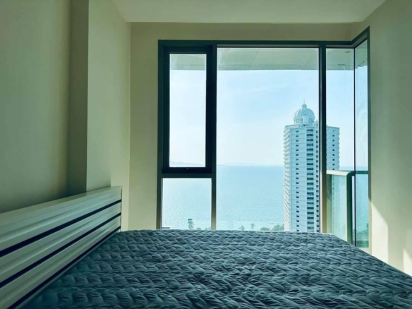 For Sale: 1 bed 1 bath high floor Riviera Wongamat