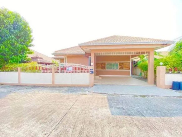 For Sale: 3BR Detached House in Nongmaikaen, Pattaya