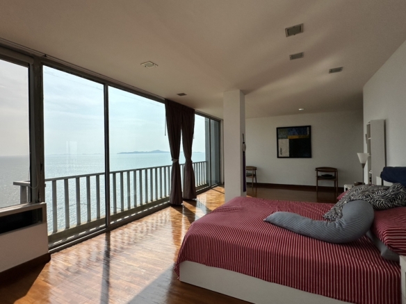 For Rent: Luxurious 4BR Sea View Condo at Jomtien Beach