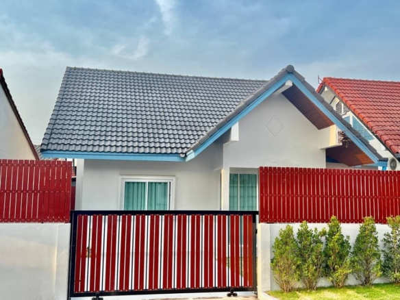 For Sale: Fully Furnished Single House in Park Rung Rueang Village
