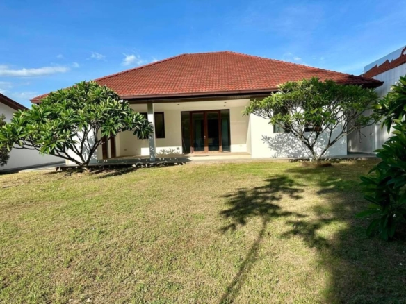 For Sale: Single House Near Regents International School