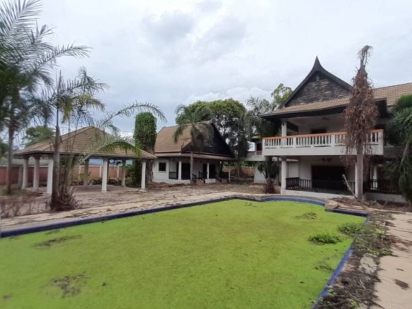For Sale: Spacious 2-Storey Detached House in North Pattaya