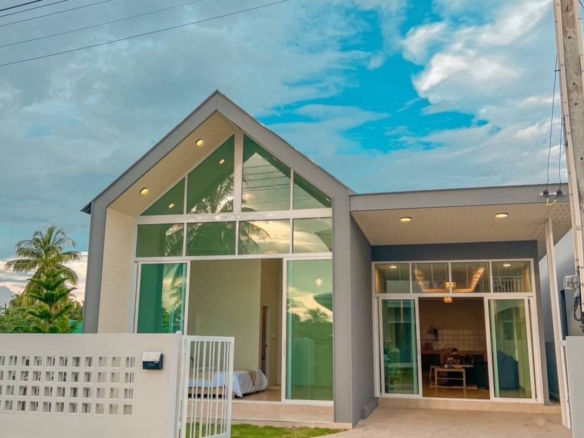 Urgent Sale: Minimal Nordic Style Single House in Ban Pong