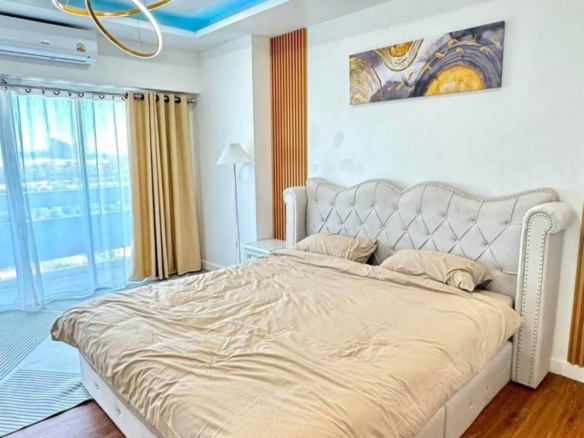 For Sale: Cheap Sea View, 1 Bed 1 Bath Thepprasit Housing