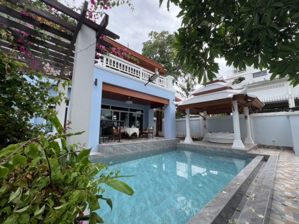 For Rent: Luxury Pool Villa – Pratumnak Hill 2 Lane, Pattaya
