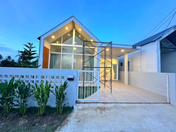 For Sale: 50 sq.w Single House in MapPrachan