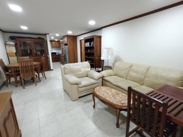 For Sale: Large 1 Bed, 90 sq.m., Balcony with Pool View @ Metro Park Jomtien