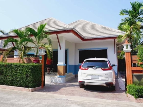 For Sale: Pool Villa, 3Bed, 2 Bath, near Wat Yan Sangwararam