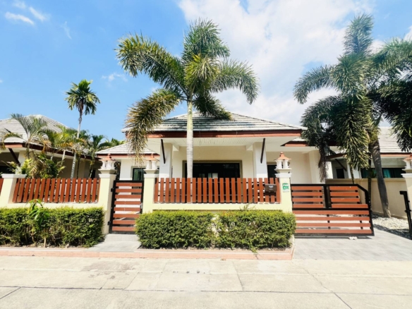 For Sale: New Pool Villa, unfurnished 3 Bed, 3 Baht @Dusit Garden