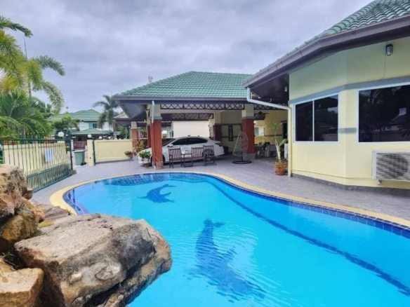 For Rent: Quiet Pool Villa, 3 bed 3 bath, Siam Country Club