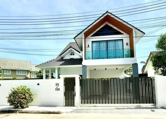 For Sale: Luxurious house 5Bed, 5Bath @Thara Phatthana International School