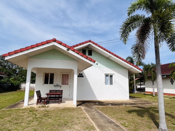 Peaceful Single House 3Bed, 2Bath 100.06sqw. @Huay Yai