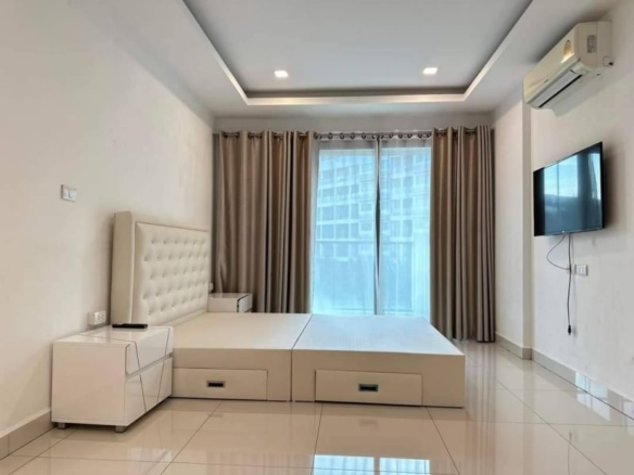 For Sale: Good investment 1Bed, 1 Bath, 54 sq.m @Laguna Beach 3 Maldives 