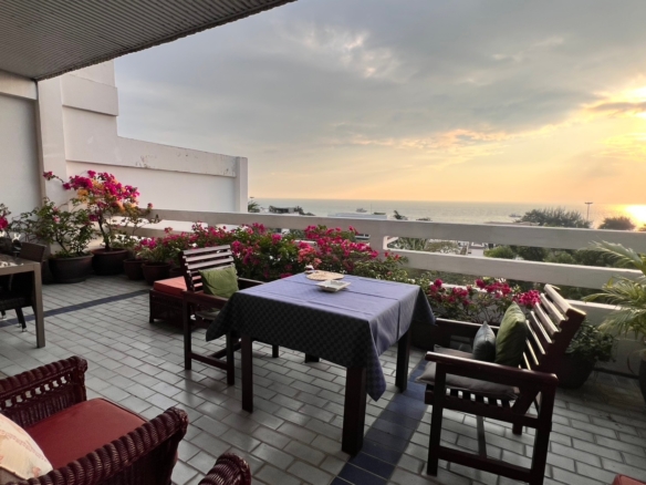 Beautiful Sea View 2 Bed, 2 Bath 151 sqm. @ Jomtien Condotel