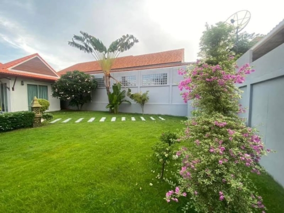 Good Location Pool Villa 3 Bed, 4 Bath 80 sqw. @ AD House Village