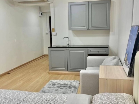 Newly renovated studio room 27.5 sqm. @ Jomtien 