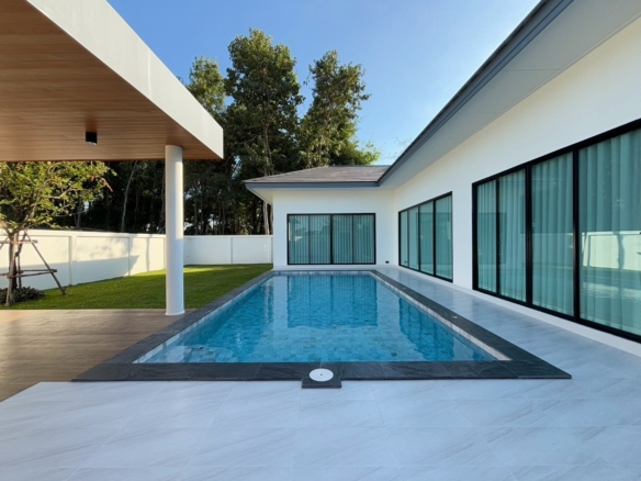 Newly Built Pool Villa 3 Bed, 4 Bath 151 SQW.@ Great Time Pool Villa
