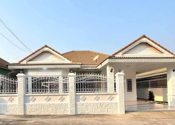 Newly Renovated Single House 3 Bed, 2 Bath 68  SQW. @ Royal Green Park Villag