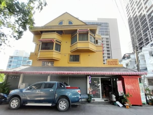 Commercial Building Good location 18 rooms @Pratumnak Hill