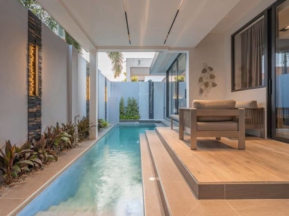 Luxurious Pool Villa 4 Bed, 5 Bath 54 SQW.@ Thepprasit – Thappraya Intersection