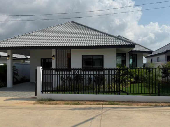 Tropical Single House 3 Bed, 2 Bath 80.80 SQW. @ NIBBANA SHADE PATTAYA ⭐