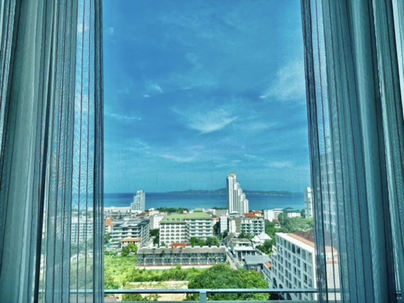Modern Style Condo 1 Bed, 1 Bath 44 SQM. @ The Vision Condo