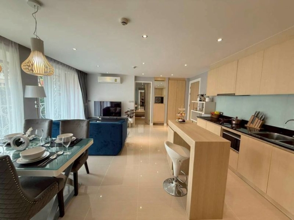 Convenient Travel 2 Bed, 2 Bath 73.89 SQM. @ Grand Caribbean Condo Resort Pattaya