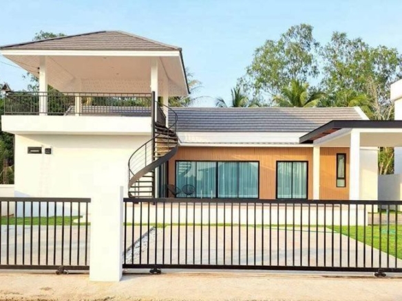 Exquisite Pool Villa 4 Bed, 2 Bath 100 SQW. @ Huai Yai
