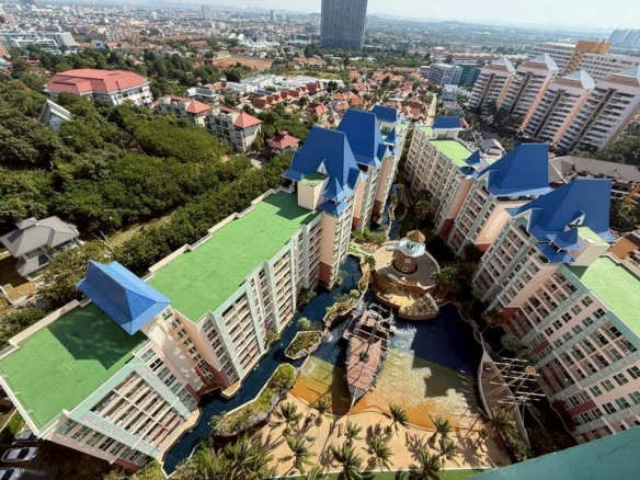 Nice Located 2 bed, 2 bath, 73.18 SQM.@ Grand Caribbean Condo Resort Pattaya