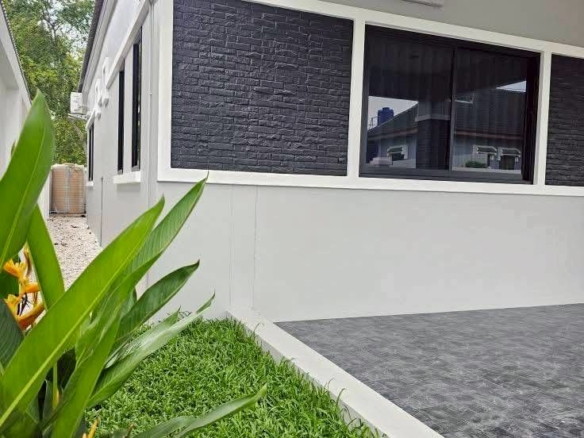 Newly Single House 3 Bed, 2 Bath 61.4 SQW. @ Soi Lung Jiw, Huai Yai