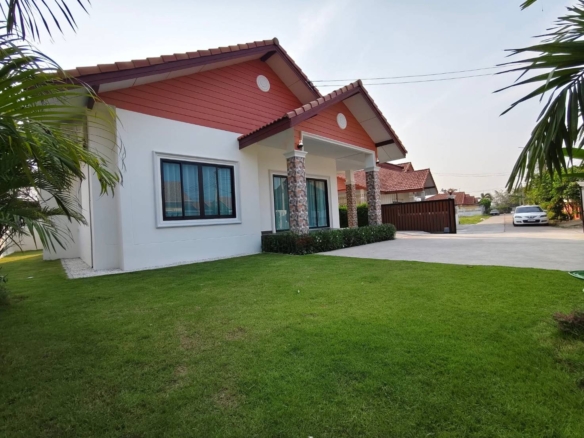Contemporary Single House 3 Bed, 2 Bath 93 SQW. @ Khao-Ma-kok, Huai-Yai- Chaiyaphruek 2