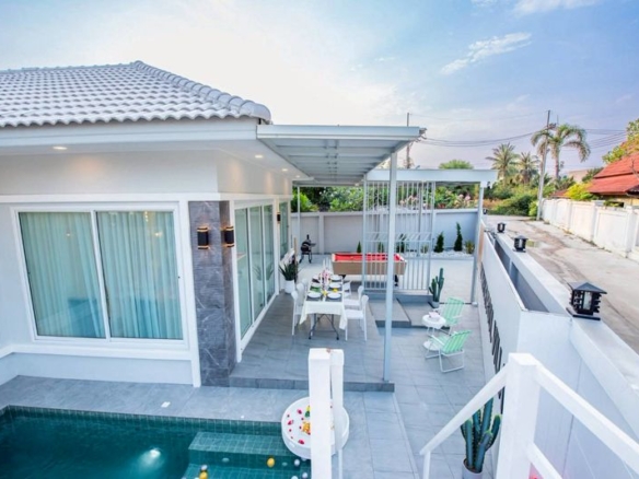 Airly Pool Villa 3 Bed, 3 Bath 60 SQW. @ Huai Yai