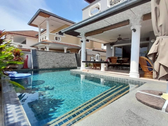 Beautiful Pool Villa 3 Bed, 3 Bath 79 SQW.@ Khao Talo