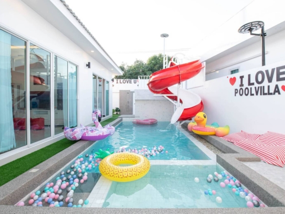 Perfect For Relaxation Pool Villa 3 Bed, 3 Bath 74.5 SQW. @ Huai Yai