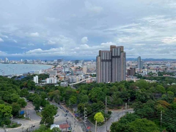 Spectacular Panoramic Views 1 Bed, 1 Bath 42 SQM. @ The Vision Pratumnak