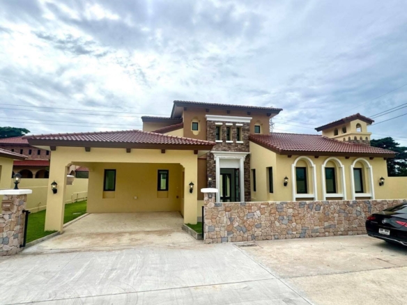Prime Location Pool Villa 3 ห้องนอน 4 ห้องน้ำ 125.5 ตรว.@ ณุศา ชีวานี่ พัทยา