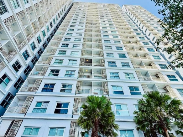 Convernient Travel Condo 2 Bed, 2 Bath 60 SQM. @ The Trust
