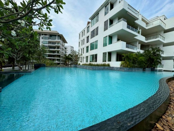 Huge Condo 2 Bed, 2 Bath 126 SQM. @ The Sanctuary Condo
