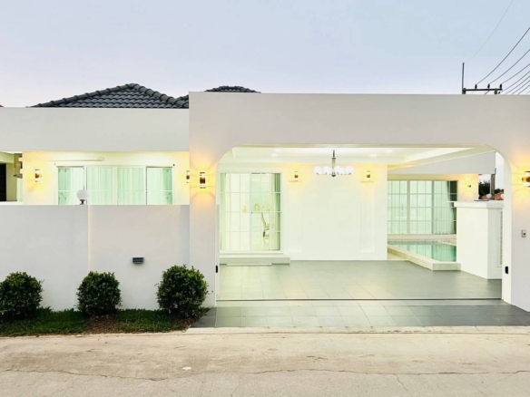 Beautiful Pool Villa 3 Bed, 4 Bath 71.5 SQW. @ Rattanakarn Village 17