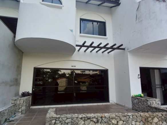 Townhome Available 2 Bed, 3 Bath 80 SQM. @ Phra Tamnak, Kasetsin