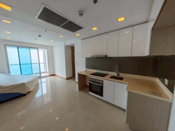 Stunning View Condo 1 Bed, 1 Bath 47 SQM. @ Palm Wongamat