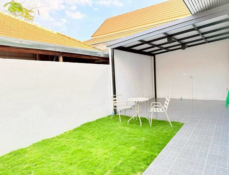 翻新房屋 3 卧 2 卫 41 平方英尺。@ Chat Kaew Village 5