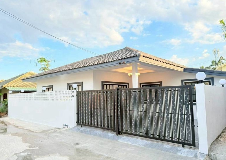 翻新房屋 3 卧 2 卫 41 平方英尺。@ Chat Kaew Village 5