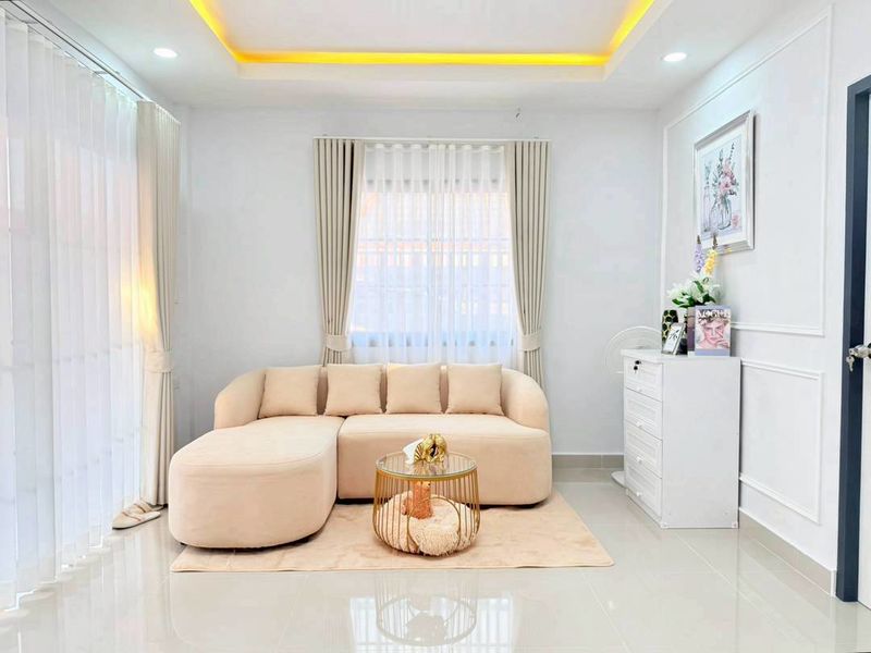 翻新房屋 3 卧 2 卫 41 平方英尺。@ Chat Kaew Village 5