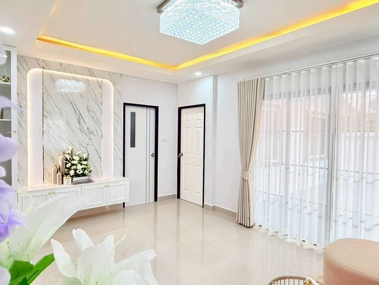 翻新房屋 3 卧 2 卫 41 平方英尺。@ Chat Kaew Village 5