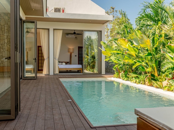 The Huge Pool Villa 4 Bed, 5 Bath 140 SQW. @ Dhewee Resort