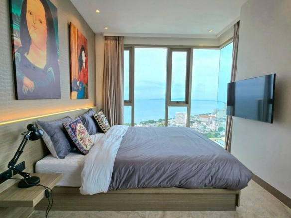 Stunning View Condo 1 Bed, 1 Bath 43 SQM. @The Riviera Ocean Drive