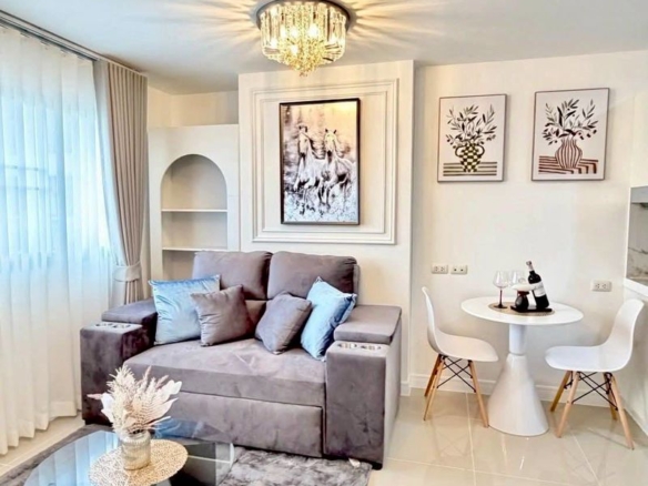 Renovated Modern Condo 1 Bed, 1 Bath 33 SQM. @ Lumpini Condo, Pattaya North-Sukhumvit