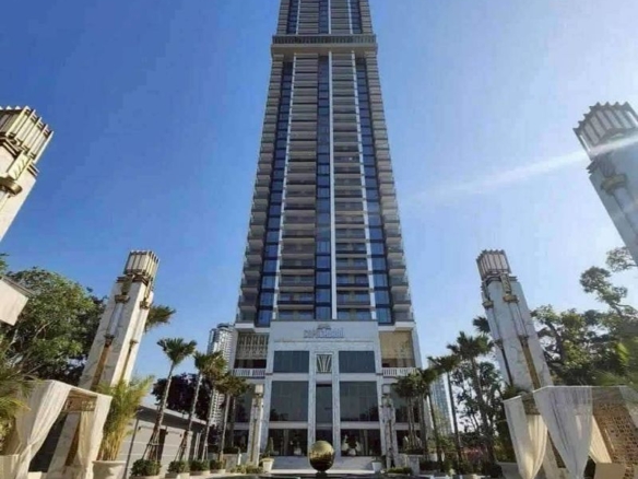  Luxury Beachfront Condo 1 Bed, 1 Bath 29 SQM. @ Copacabana